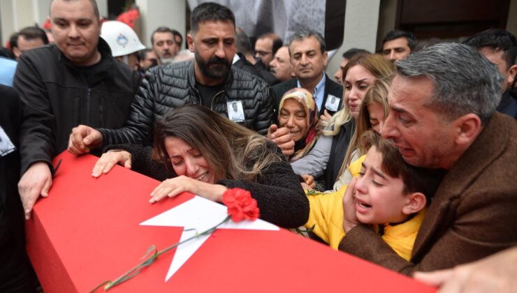 Adana’da Samet Güdük için yürek yakan tören