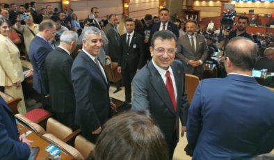 İmamoğlu yeni dönemin ilk meclisi açtı: Cumhurbaşkanı’na çağrı yaptı