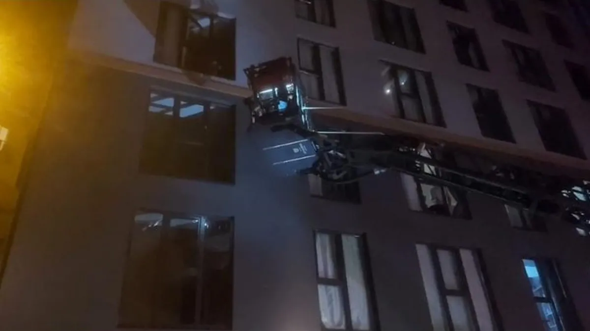 İranlı sosyal medya fenomeni 4. Kattan yere çakıldı! İntihar mı yoksa kaza mı?