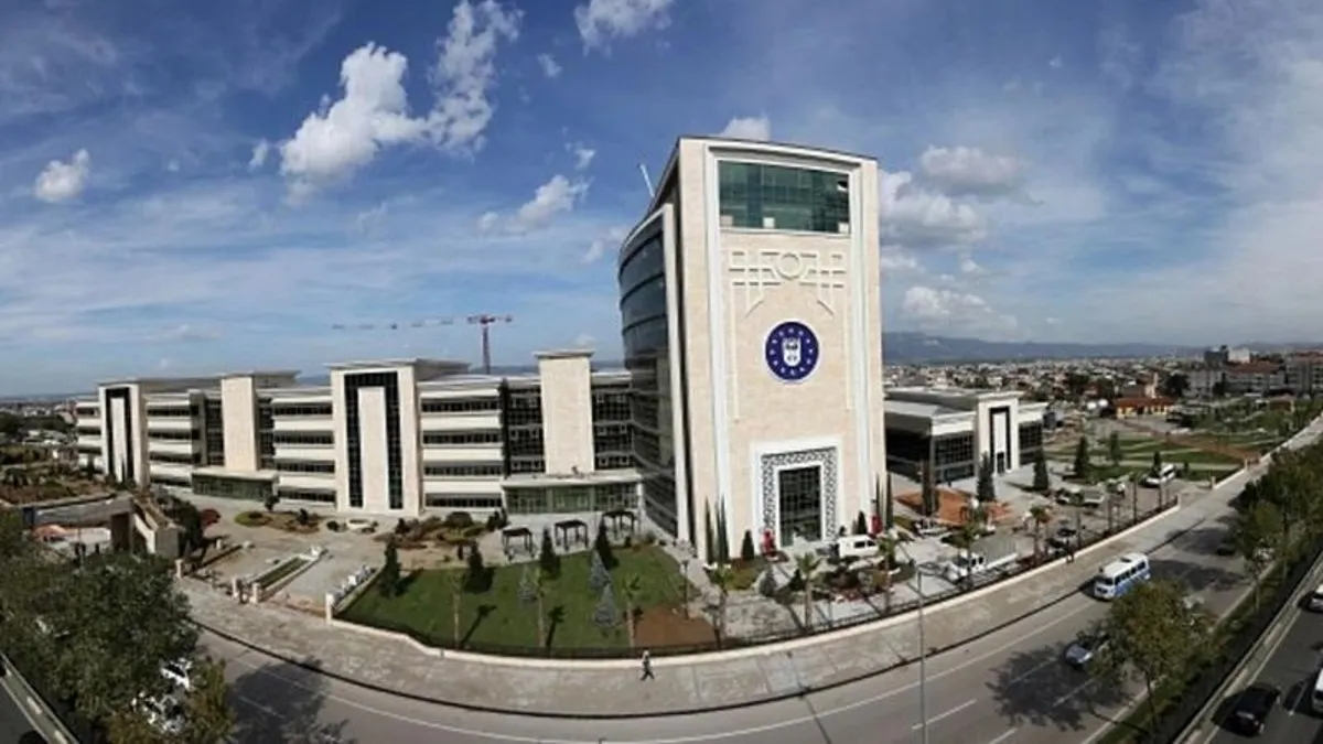 CHP’li başkanın danışman ordusu