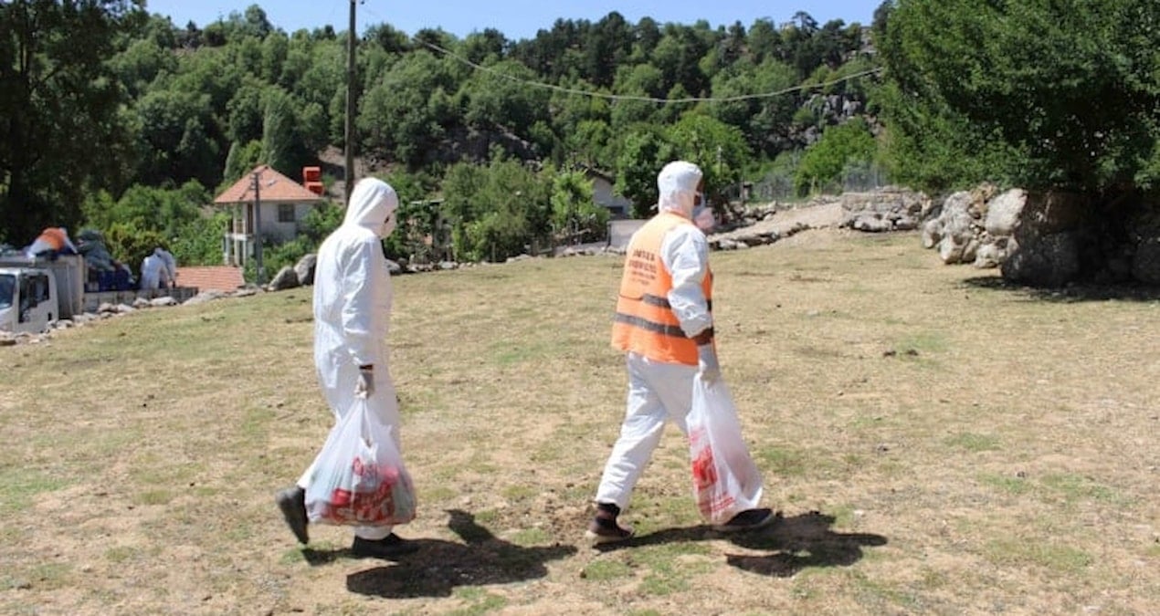 Yeni salgın durdurulamıyor : O bölgelere giriş-çıkış kapatıldı